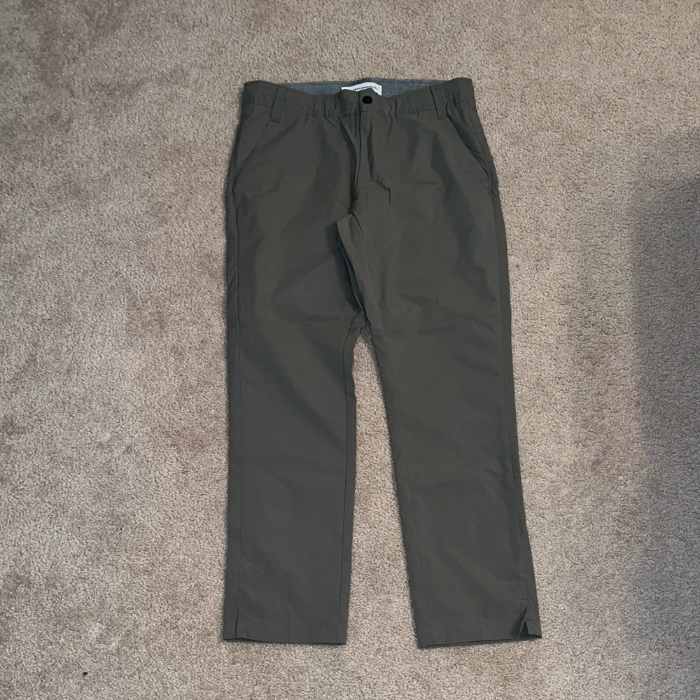 Amazon Essentials Green Pants